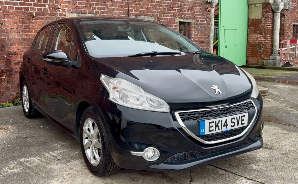 Used Peugeot 208 2014 for sale - 77089139: Photo 23