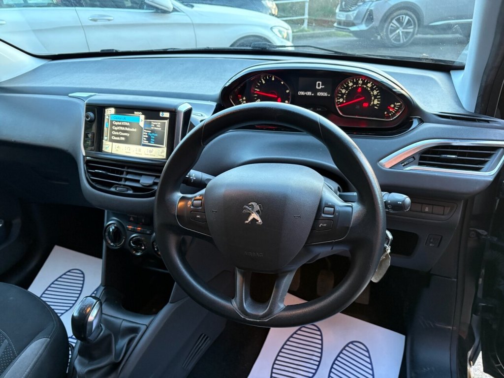 Used Peugeot 208 2014 for sale - 77089139: Photo 31