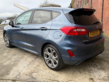 Used Ford Fiesta 2019 for sale - 76617735: Photo