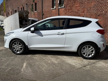Used Ford Fiesta 2018 for sale - 78044408: Photo