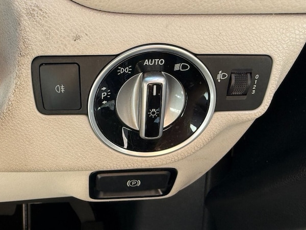 Used Mercedes-Benz GLA 2017 for sale - 76202566: Photo 32