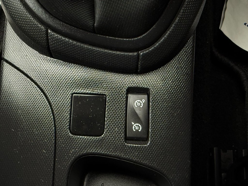 Used Renault Clio 2013 for sale - 76132501: Photo 23