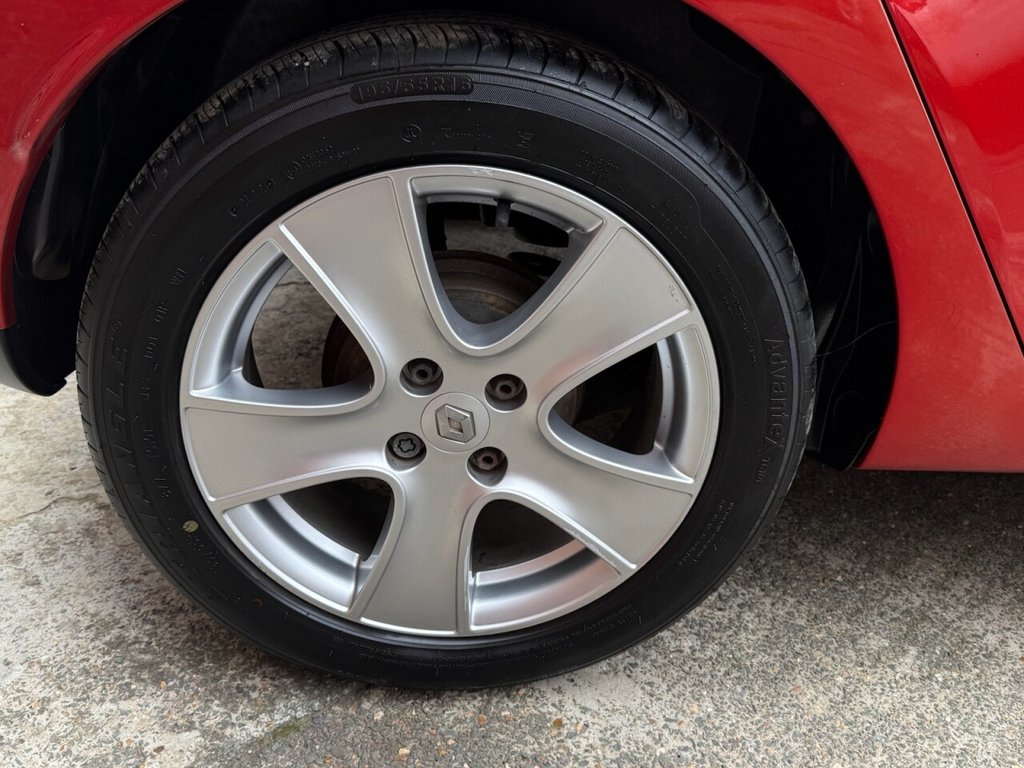 Used Renault Clio 2013 for sale - 76132501: Photo 28