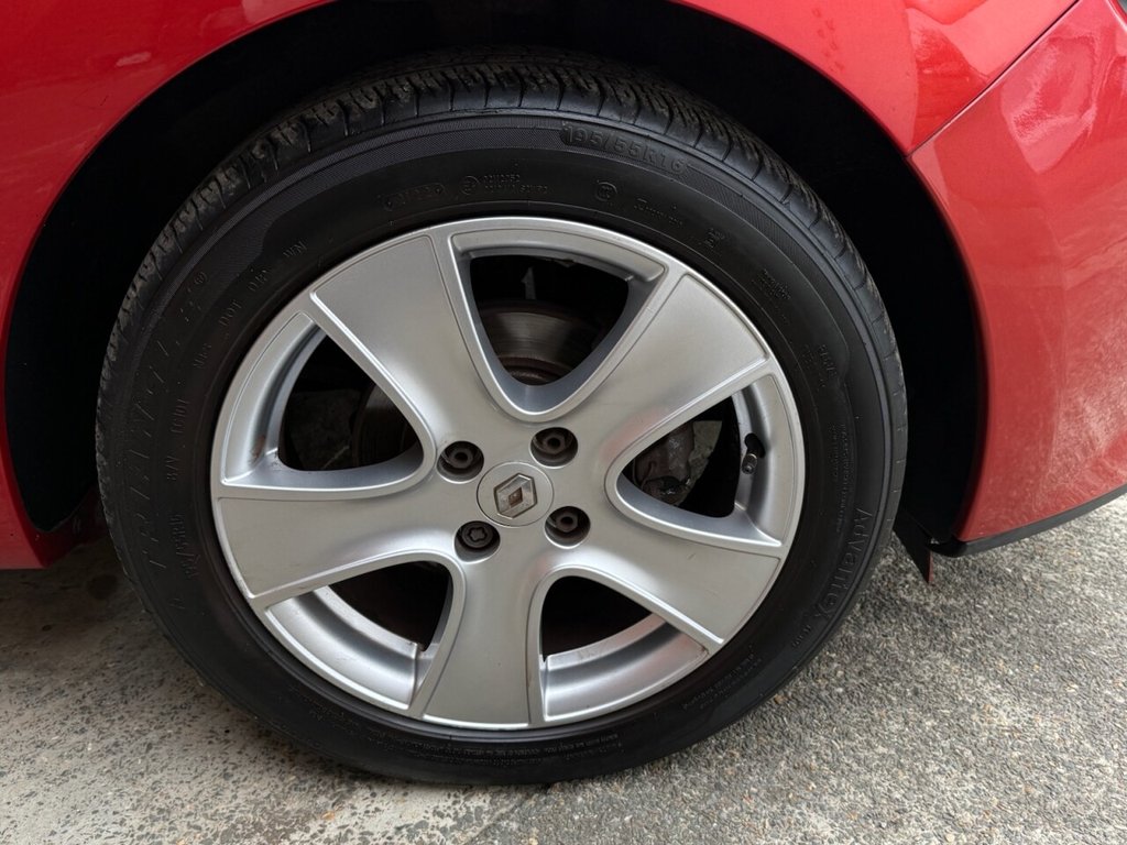 Used Renault Clio 2013 for sale - 76132501: Photo 29