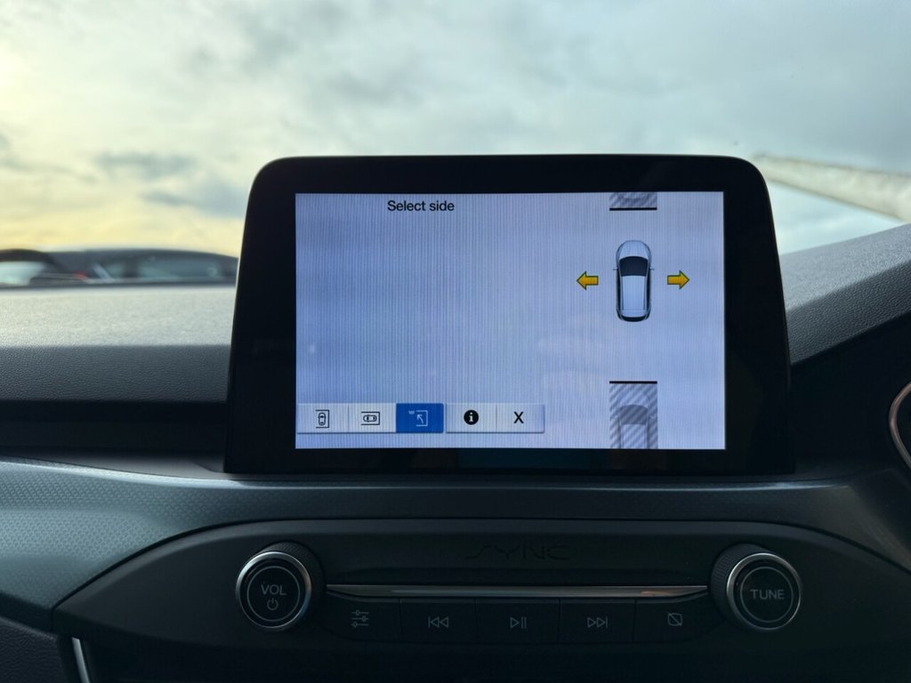 Used Ford Focus 2018 for sale - 76900832: Photo 16