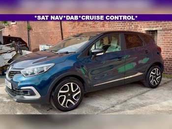 Used Renault Captur 2018 for sale - 75875226: Photo