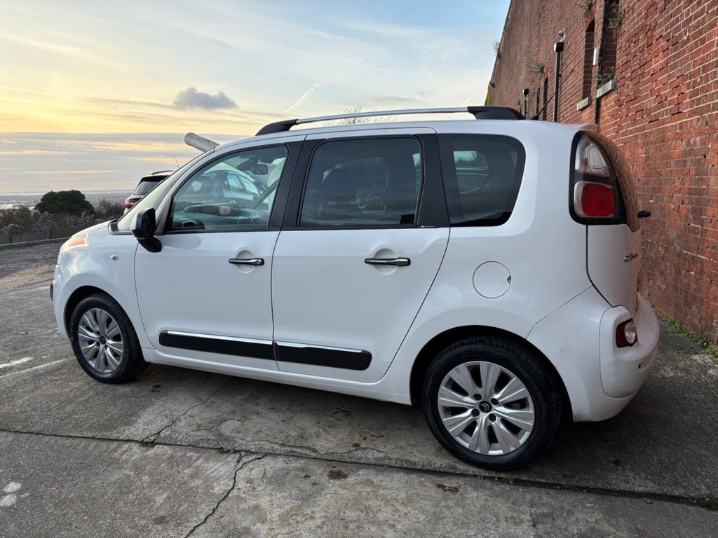 Used Citroen C3 Picasso 2015 for sale - 77089138: Photo 25
