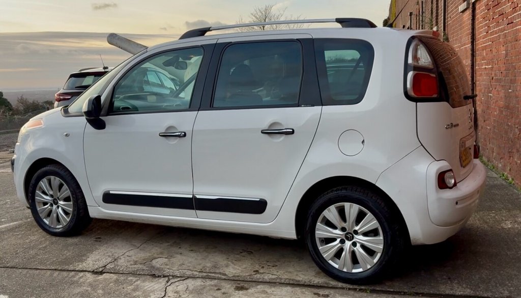 Used Citroen C3 Picasso 2015 for sale - 77089138: Photo 9