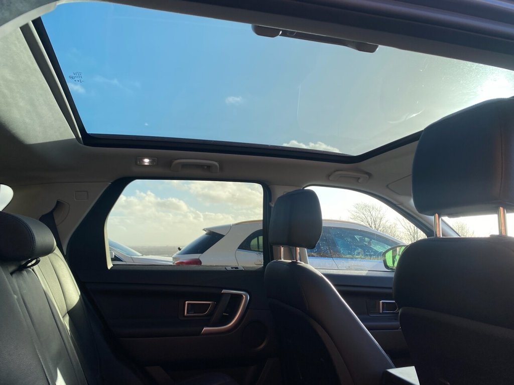 Used Land Rover Discovery Sport 2018 for sale - 76740480: Photo 21