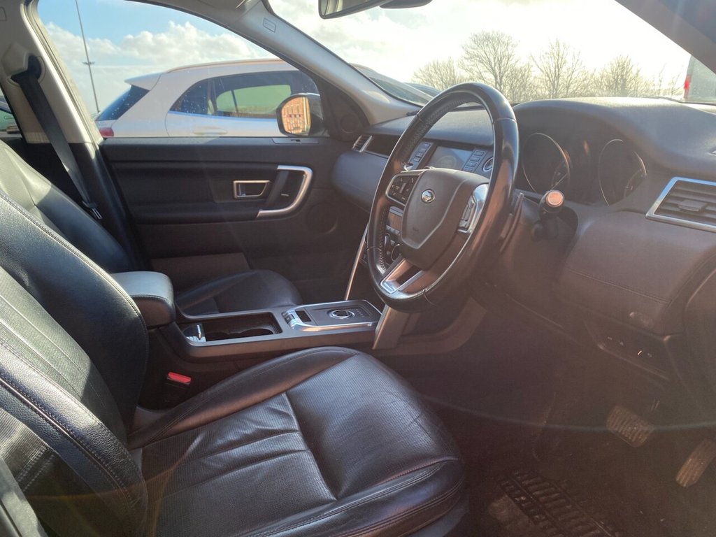 Used Land Rover Discovery Sport 2018 for sale - 76740480: Photo 24