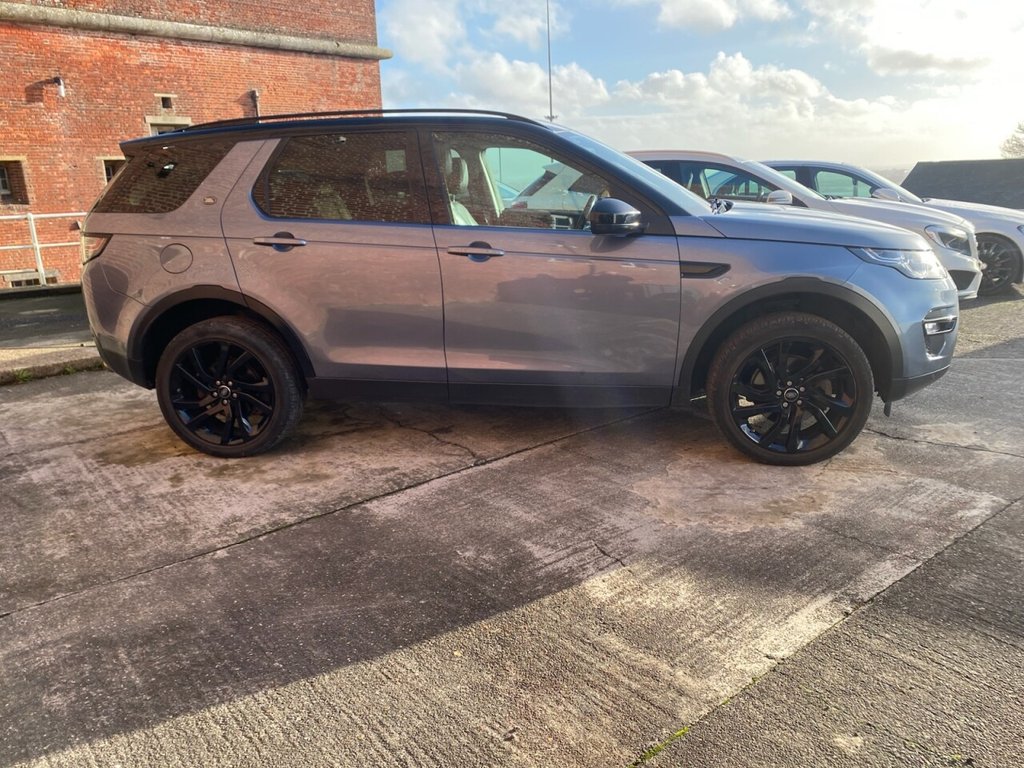 Used Land Rover Discovery Sport 2018 for sale - 76740480: Photo 25