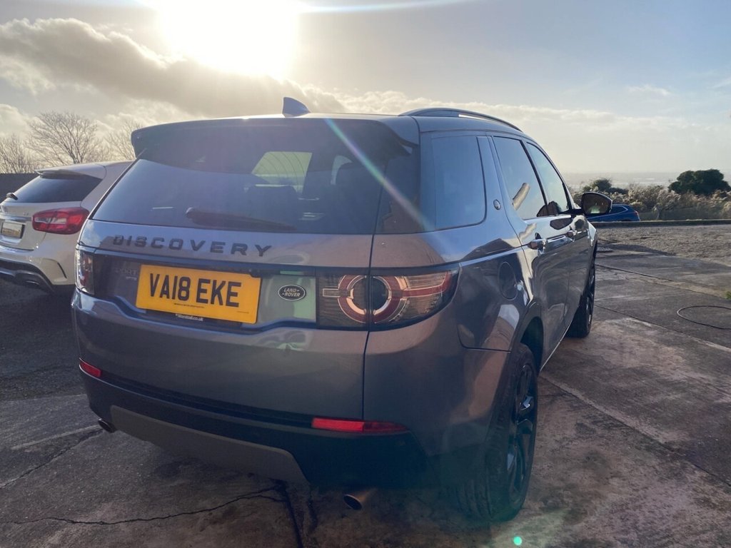 Used Land Rover Discovery Sport 2018 for sale - 76740480: Photo 27