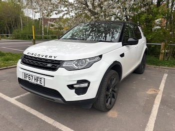 Used Land Rover Discovery Sport 2017 for sale - 78145144: Photo