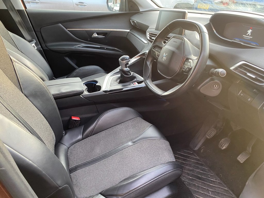 Used Peugeot 3008 2017 for sale - 77534566: Photo 8