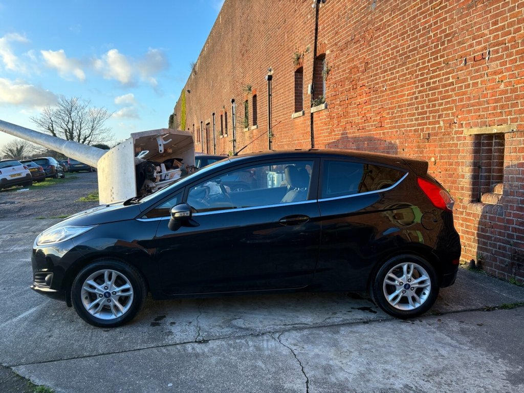 Used Ford Fiesta 2015 for sale - 76710881: Photo 26