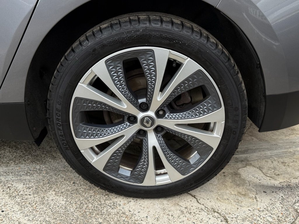 Used Renault Grand Scenic 2017 for sale - 76481838: Photo 34