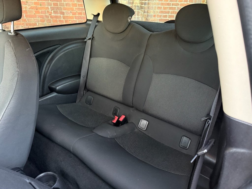 Used MINI Hatch 2010 for sale - 76617488: Photo 11