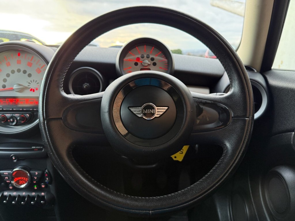 Used MINI Hatch 2010 for sale - 76617488: Photo 19