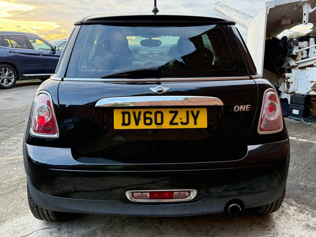 Used MINI Hatch 2010 for sale - 76617488: Photo 5