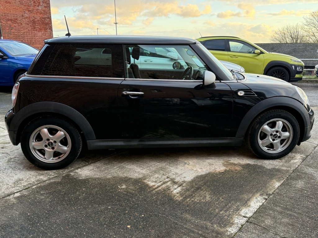 Used MINI Hatch 2010 for sale - 76617488: Photo 7
