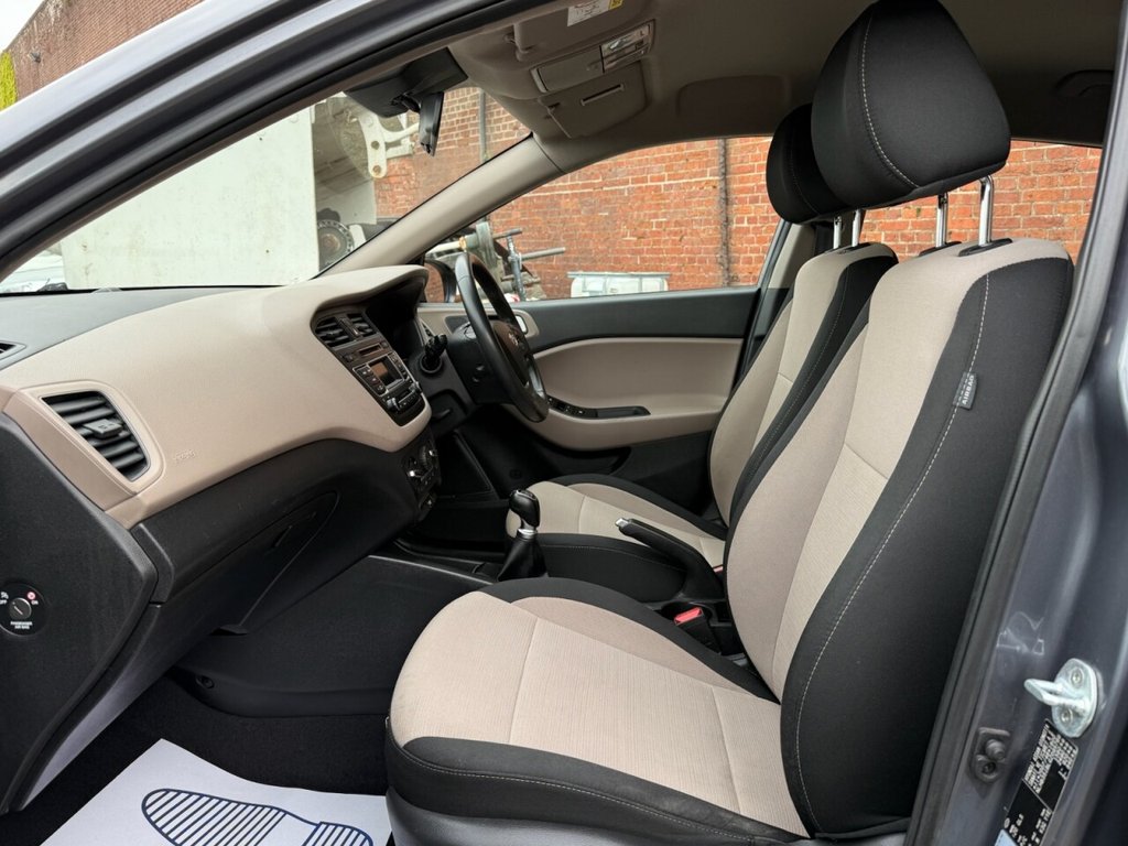 Used Hyundai i20 2015 for sale - 76323650: Photo 12
