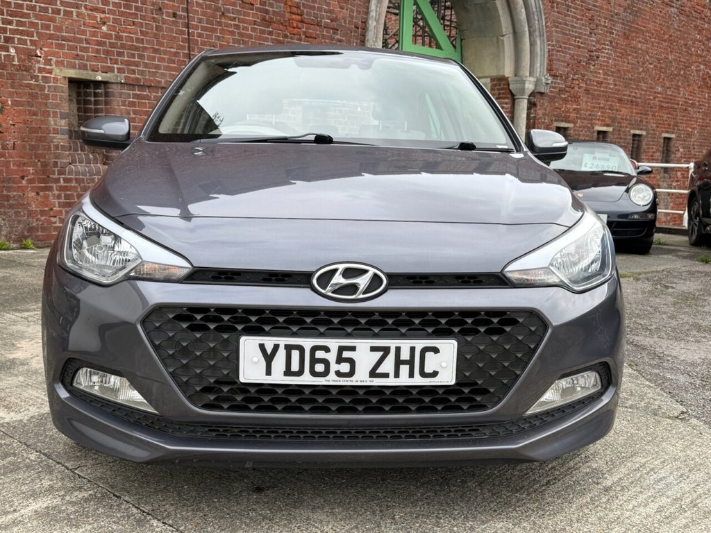 Used Hyundai i20 2015 for sale - 76323650: Photo 2