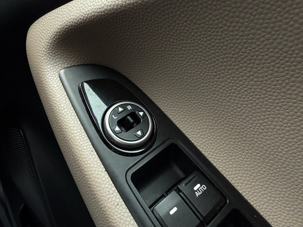 Used Hyundai i20 2015 for sale - 76323650: Photo 24