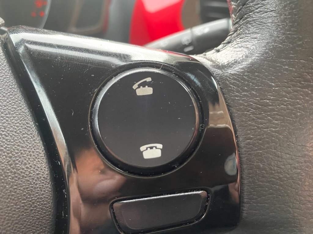 Used Toyota AYGO 2015 for sale - 76470275: Photo 11