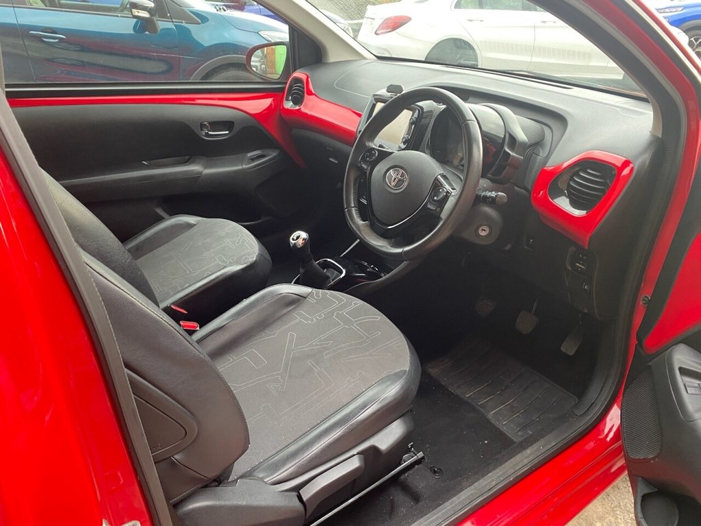 Used Toyota AYGO 2015 for sale - 76470275: Photo 6