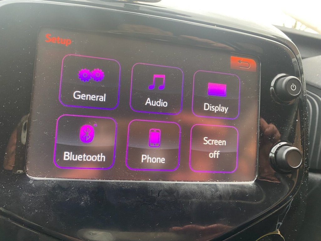 Used Toyota AYGO 2015 for sale - 76470275: Photo 8