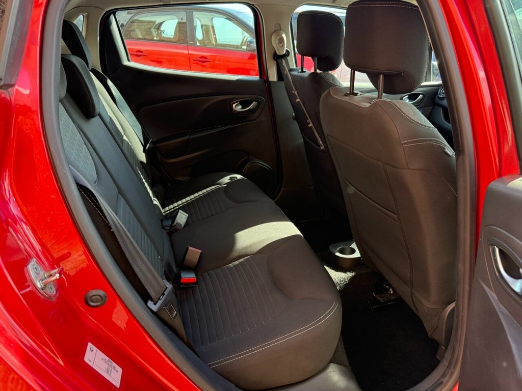 Used Renault Clio 2015 for sale - 78110160: Photo 10