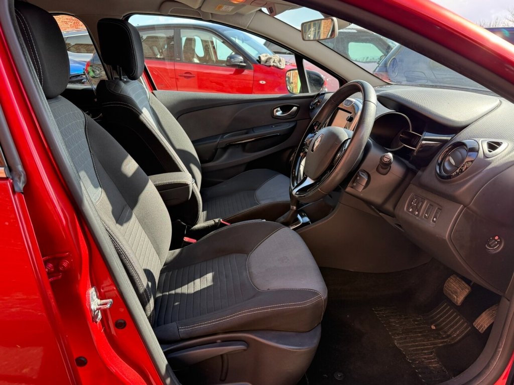 Used Renault Clio 2015 for sale - 78110160: Photo 9