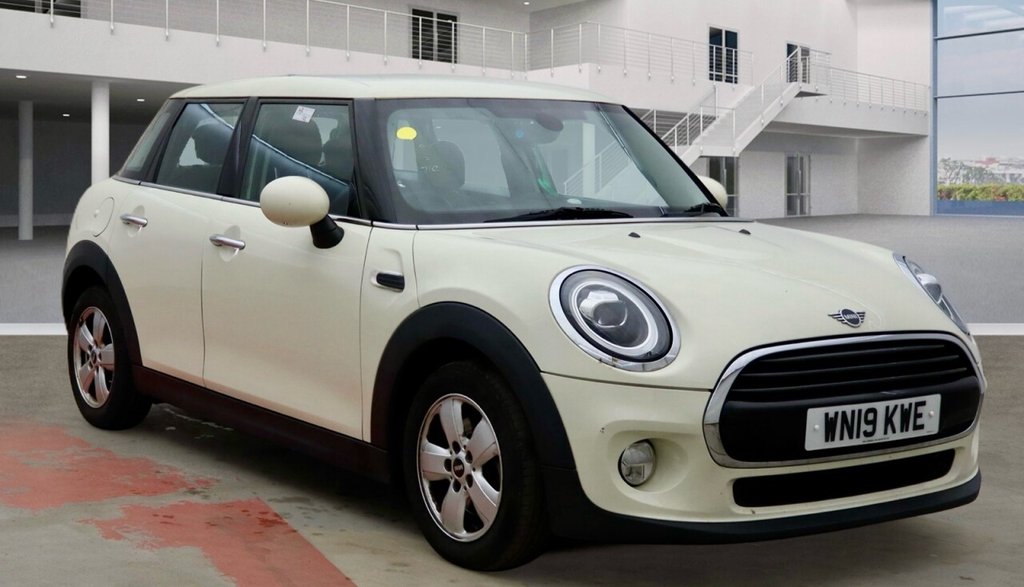 Used MINI Hatch 2019 for sale - 77153582: Photo 1