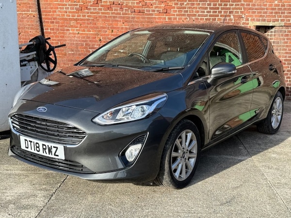 Used Ford Fiesta 2018 for sale - 76202960: Photo 1