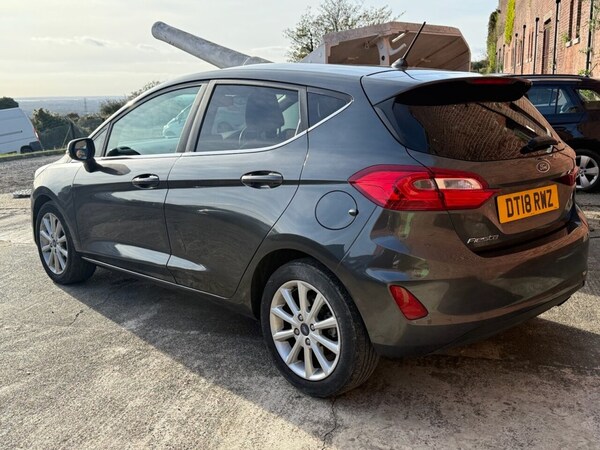Used Ford Fiesta 2018 for sale - 76202960: Photo 4