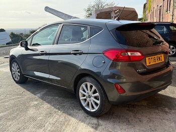 Used Ford Fiesta 2018 for sale - 76202960: Photo 4