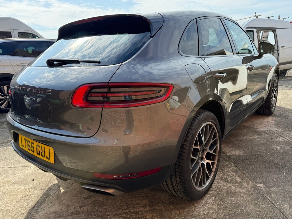 Used Porsche Macan 2015 for sale - 77288055: Photo 6