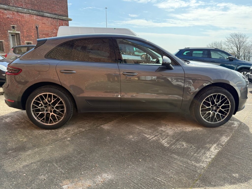 Used Porsche Macan 2015 for sale - 77288055: Photo 7