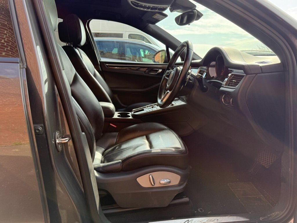 Used Porsche Macan 2015 for sale - 77288055: Photo 9