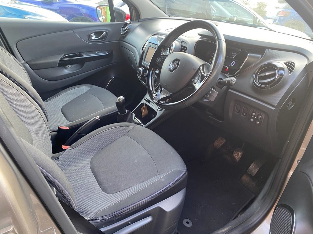 Used Renault Captur 2016 for sale - 76356790: Photo 11