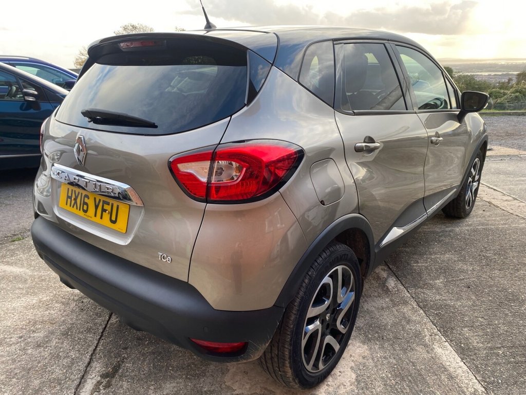 Used Renault Captur 2016 for sale - 76356790: Photo 5