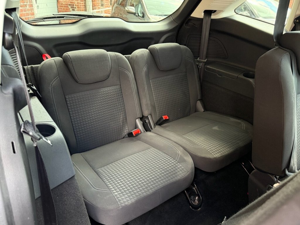 Used Ford Grand C-Max 2015 for sale - 77835032: Photo 11