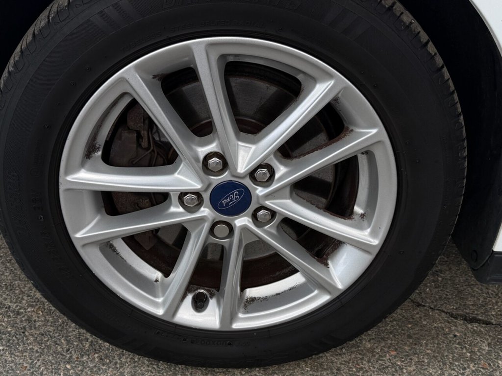 Used Ford Grand C-Max 2015 for sale - 77835032: Photo 32