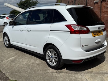 Used Ford Grand C-Max 2015 for sale - 77835032: Photo
