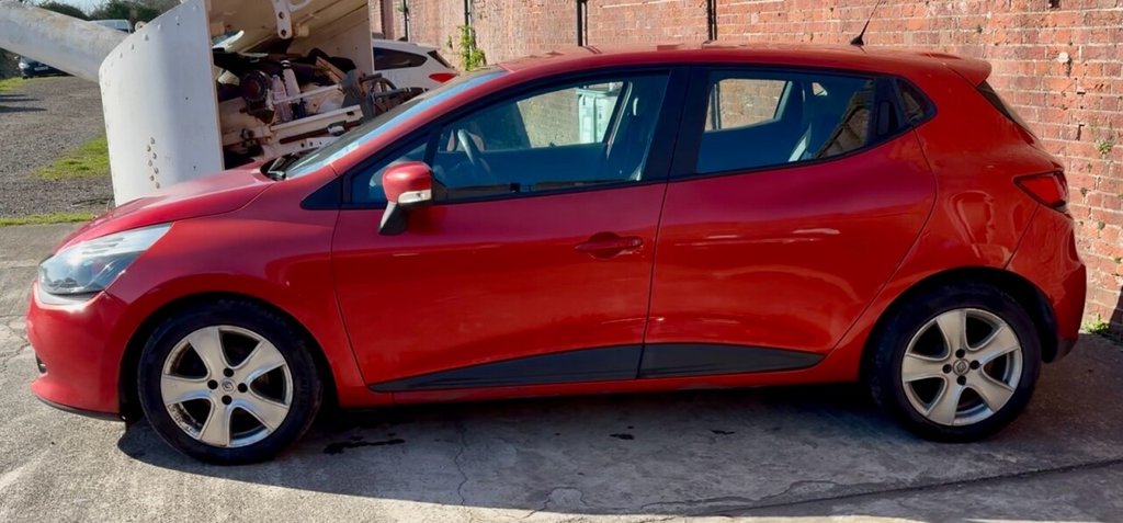 Used Renault Clio 2014 for sale - 77976450: Photo 6