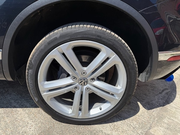 Used Volkswagen Touareg 2017 for sale - 75259277: Photo 44