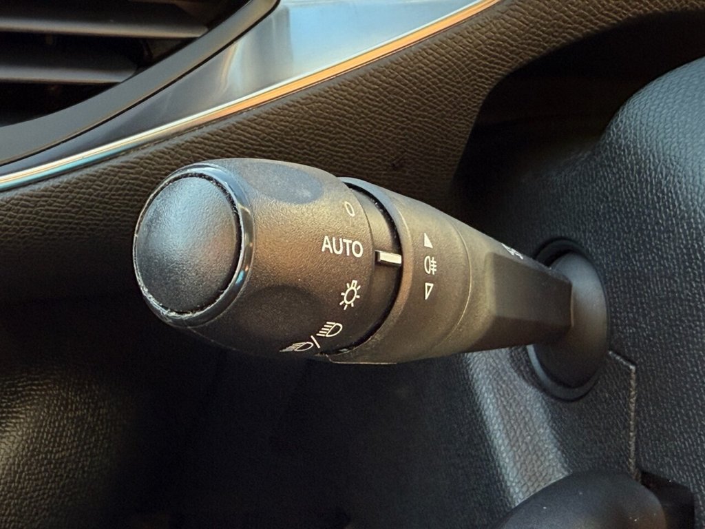 Used Peugeot 308 2014 for sale - 76655206: Photo 20