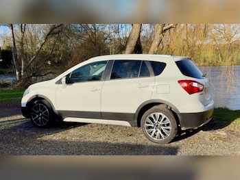 Used Suzuki SX4 S-Cross 2014 for sale - 77048719: Photo