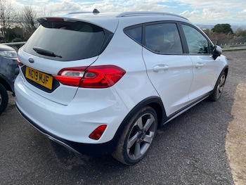 Used Ford Fiesta 2019 for sale - 77121849: Photo