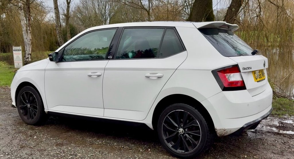 Used Skoda Fabia 2017 for sale - 77319522: Photo 2